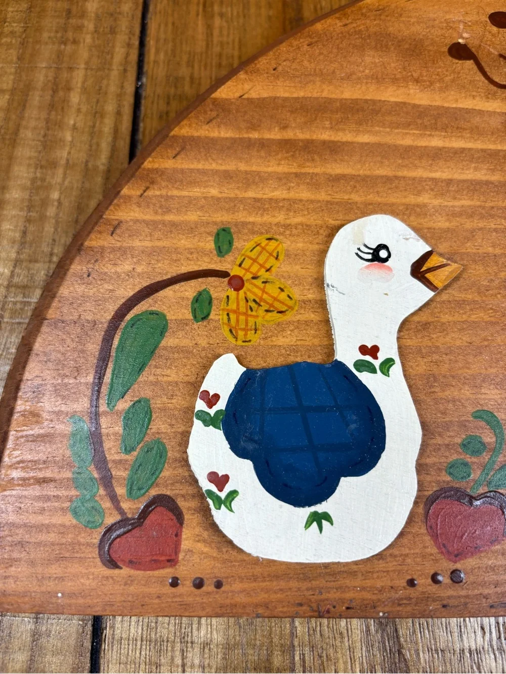 Rustic Heart Wall Decor with White & Blue Goose Motifs